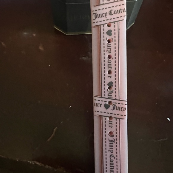 Juicy couture pink watch - Picture 4 of 4